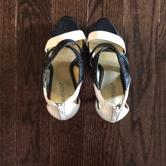 Black and White Platform Sandal Heels - Picture 5 of 5